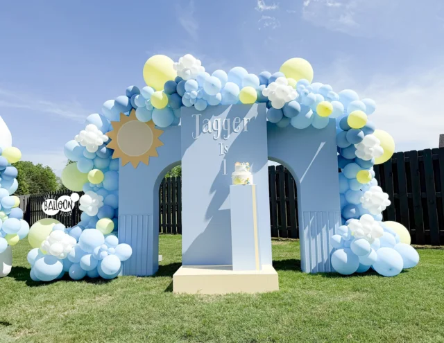 It was such a joy to decorate for baby Jagger’s 1st birthday! ☀️ He really is the sunshine of his family. I’ve had the honor of watching this sweet family grow over the years, now a family of five (plus their fur baby 🐶!). Some clients truly become special to me. Thank you @whitneyaboko for letting me be part of your celebrations and your family 💙.

Ready to plan something fun and special? I’d love to help! Click the link in bio to get started!

Backdrop - @thehouseofhuntsville (Thank you, Faith, for your help on that day✨)