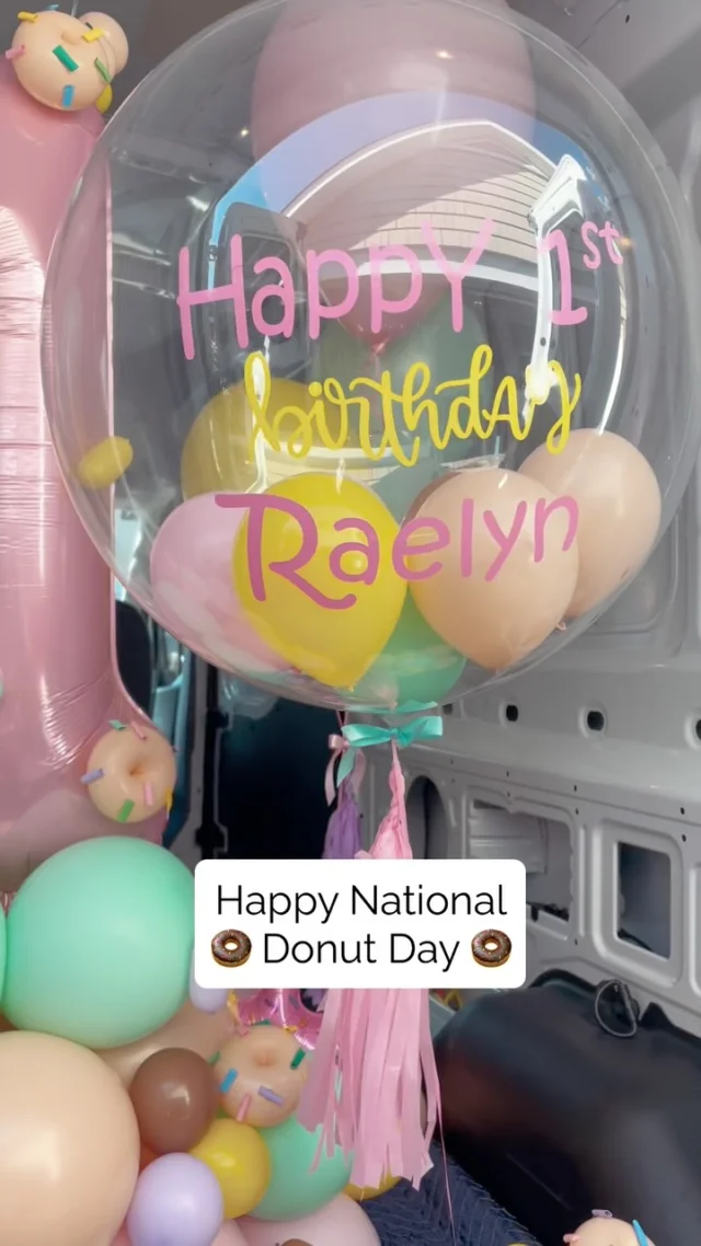 🍩 Happy National Donut Day! 🍩
Thinking about a donut-themed party? I’ve got you covered with the cutest balloon donuts “zero calories”. 😂

Tell me… where’s your go-to spot in Huntsville for the real thing? 😂🍩